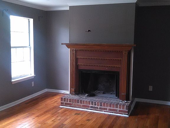 Living room with fireplace
