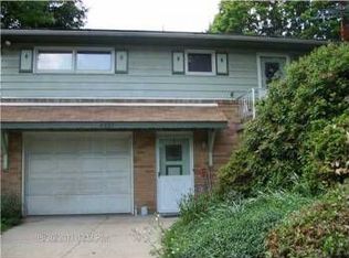 2037 Mercer Rd, New Brighton, PA 15066