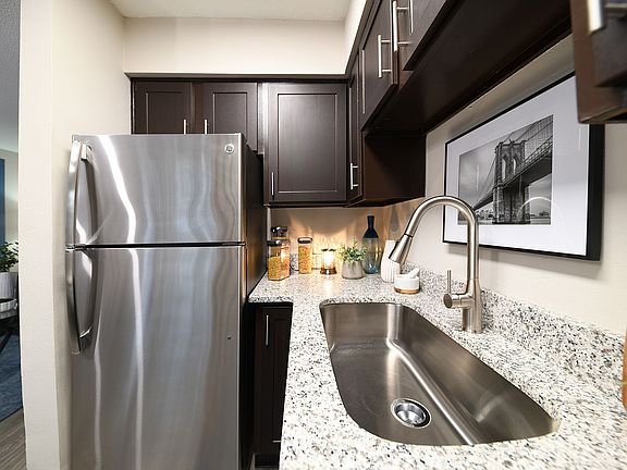 Experience modern elegance with this stylish kitchen design.