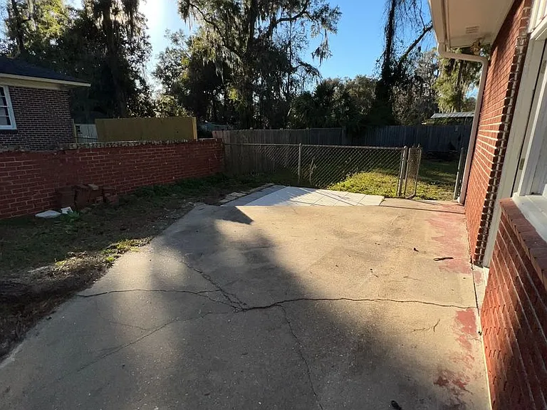 3007 Hickory St — Photo 22