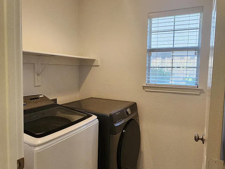 11309 Oxford Pl — Photo 19