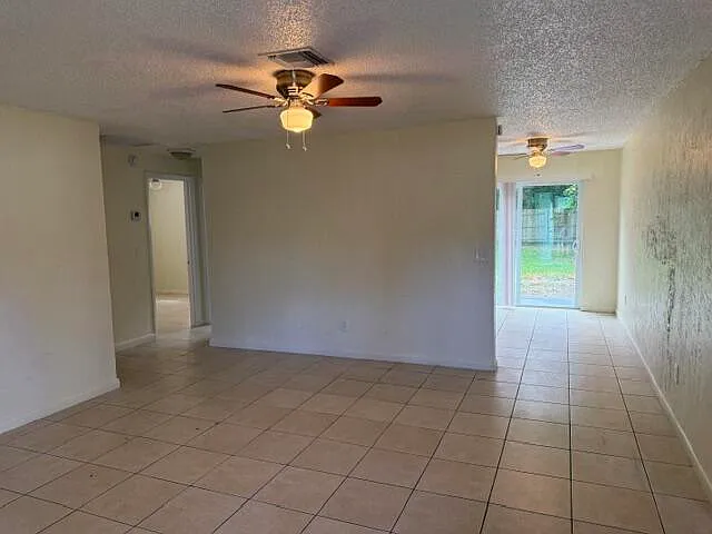 4911 Gulfstream Rd — Photo 3