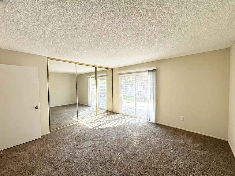 126 Jericho Circle Gln — Photo 15