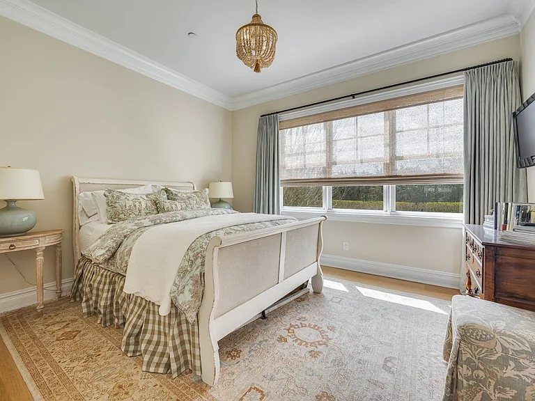 45 Dune Rd — Photo 14