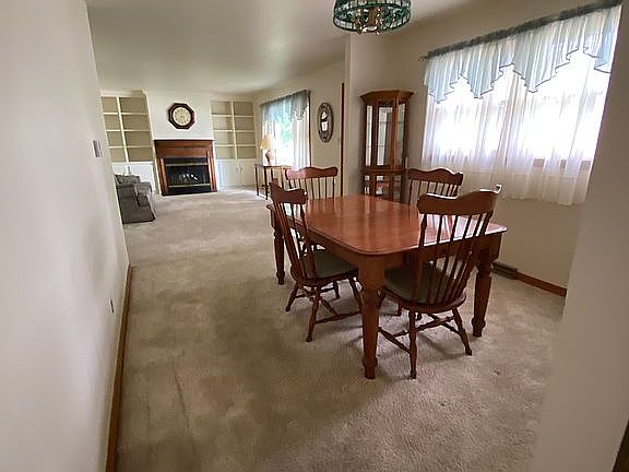 3rd image of 2304 Hampton Dr