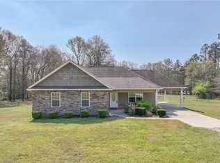 790 Lee Road 240, Salem, AL