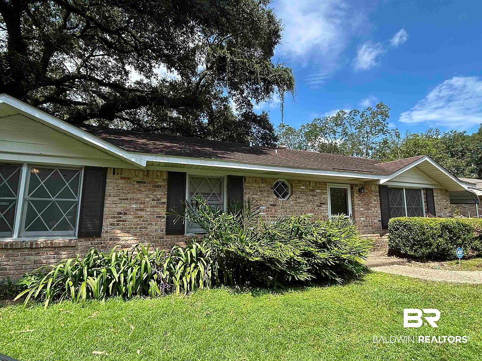 1st image of 4968 Bavarian Dr W