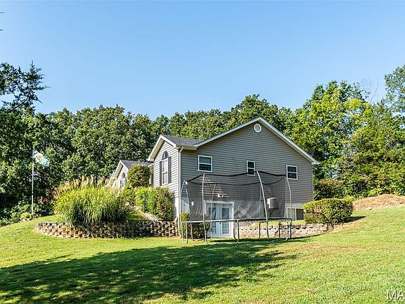 5th image of 711 Joshua Ln