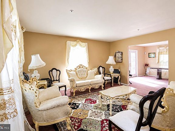 4th image of 3600 Pocono Pl