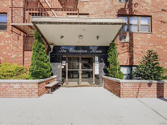 3rd image of 4200 Herkimer Place #4F