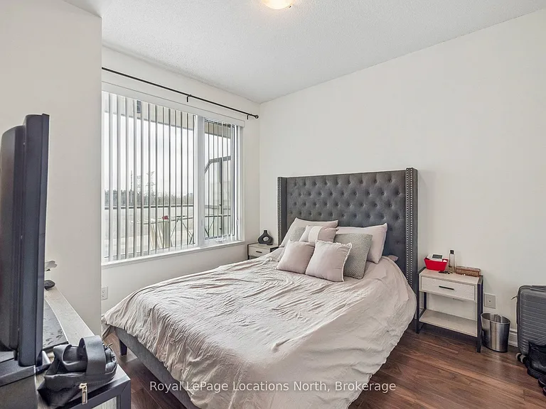 277 S Park Rd #810 — Photo 13