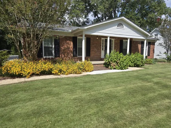 63 Vega Dr, Jackson, TN 38305