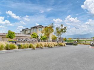 677 Savi Dr SUITE 104, Corona, CA 92880