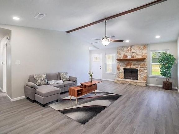 4th image of 2121 Trede Dr
