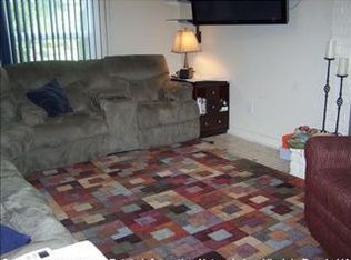 102 Beach Rd, Hampton, VA 23664