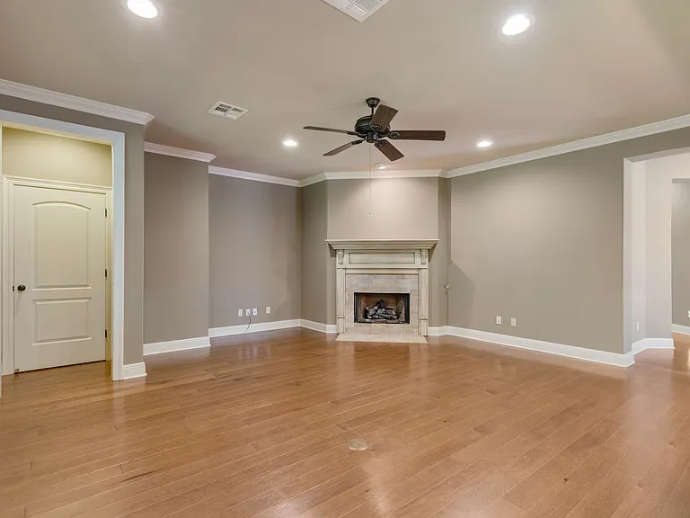 103 Ashville Ln — Photo 7
