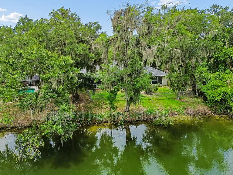 95 Woodside Dr — Photo 54
