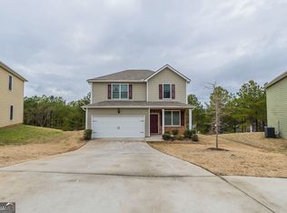 11055 Shadow Ct, Hampton, GA 30228