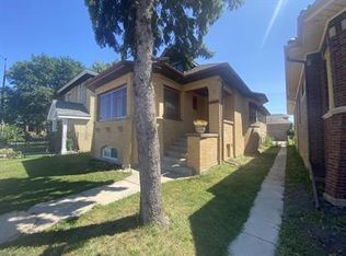 3005 W 55th St, Chicago, IL 60632