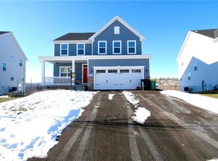 124 Marquis Dr, Eighty Four, PA