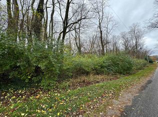 5888 Daniel Boone Trl, Berrien Springs, MI 49103