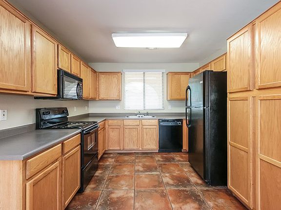 3rd image of 2420 S 84th Gln