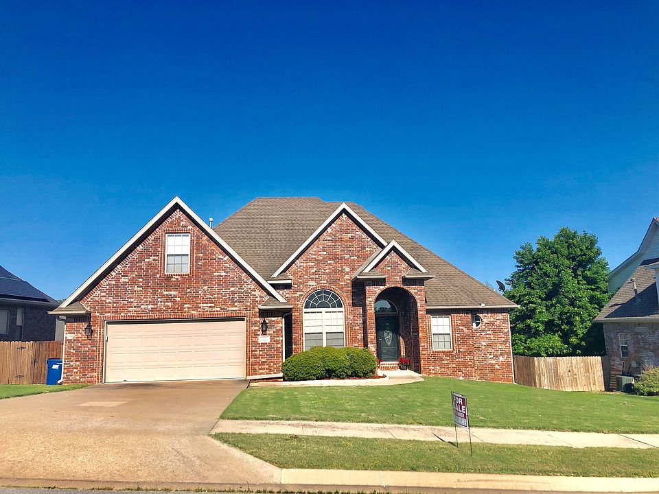 1st image of 3705 SW Osprey Dr