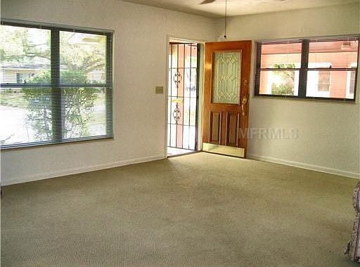 3rd image of 3419 S Gardenia Ave