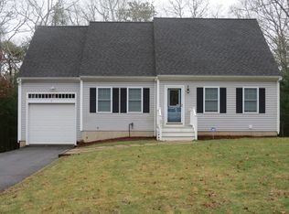 9 Luscombe Ln, Sandwich, MA 02563