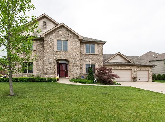 2nd image of 10732 Countrywalk Ct