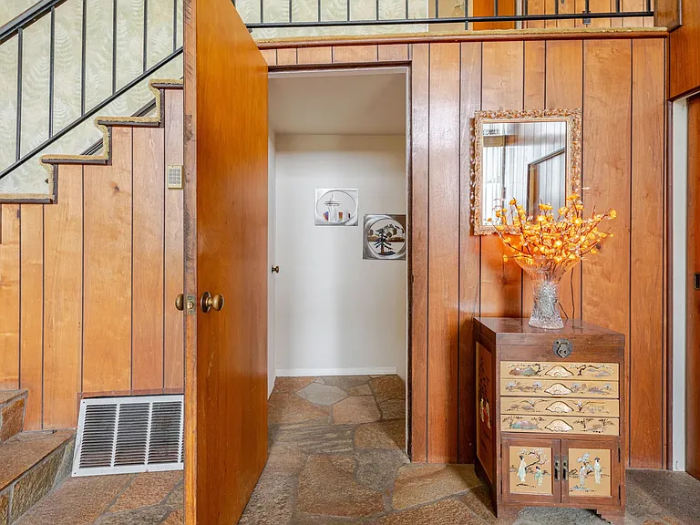 5041 Lake Washington Blvd S — Photo 4