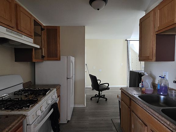 3rd image of 265 Norton St #3-C