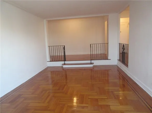 30 Clinton Place #4-B, New Rochelle, NY 10801