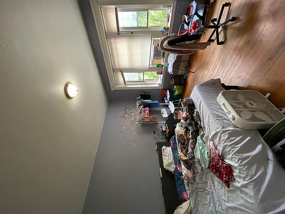 2nd image of 1788 Beacon St #5A1