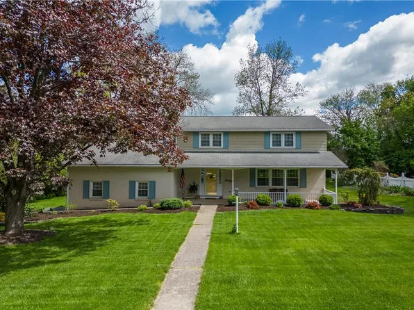 5097 Fairlawn Rd, Center Valley, PA 18034