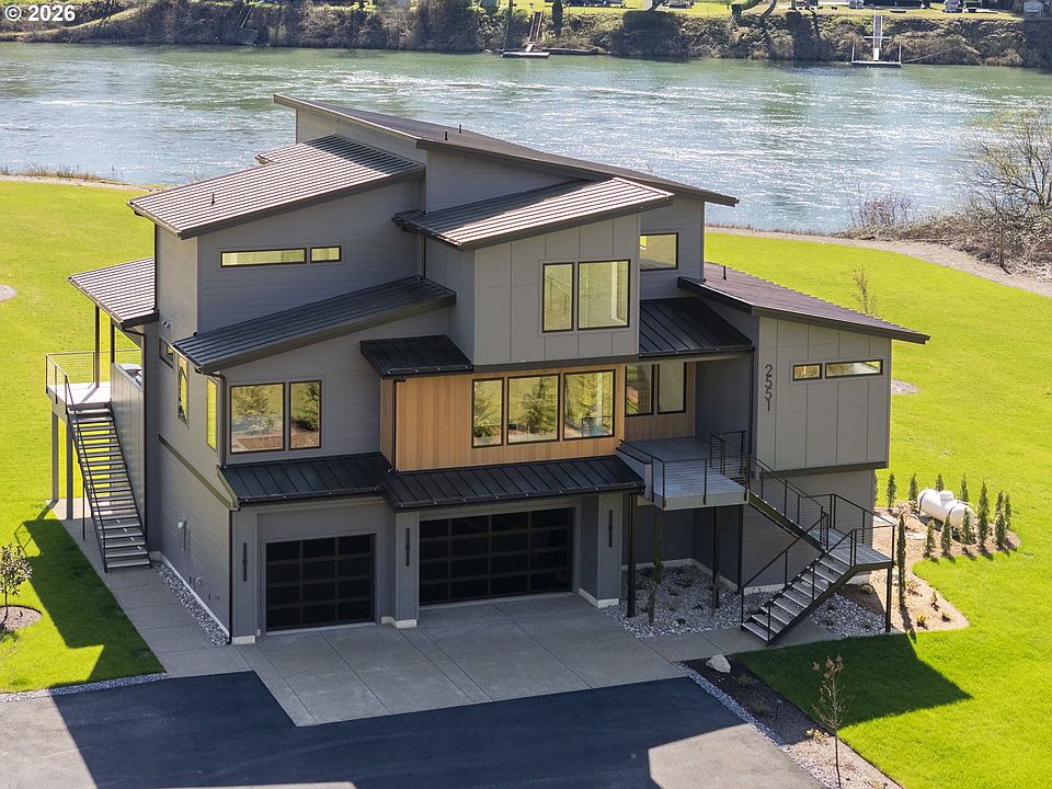 1st image of 2551 Lewis River Rd