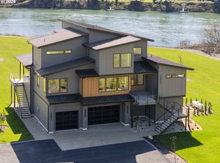 2551 Lewis River Rd, Woodland, WA