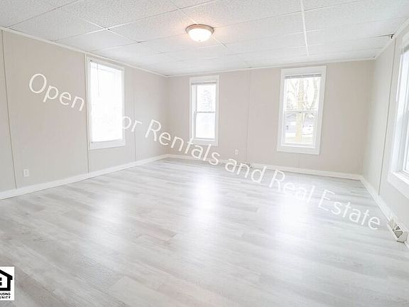 3rd image of 17425 State Road 37 Unit 103