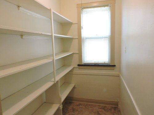 3rd image of 126 1/2 Washington Blvd APT 3W