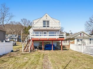 104 W Shore Rd, Denville, NJ 07834