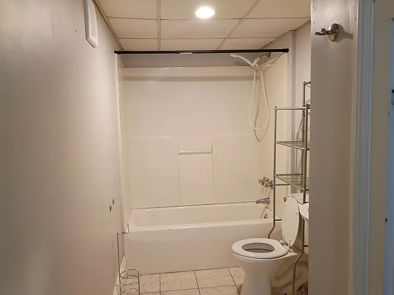 1871 N Main St #1 — Photo 12