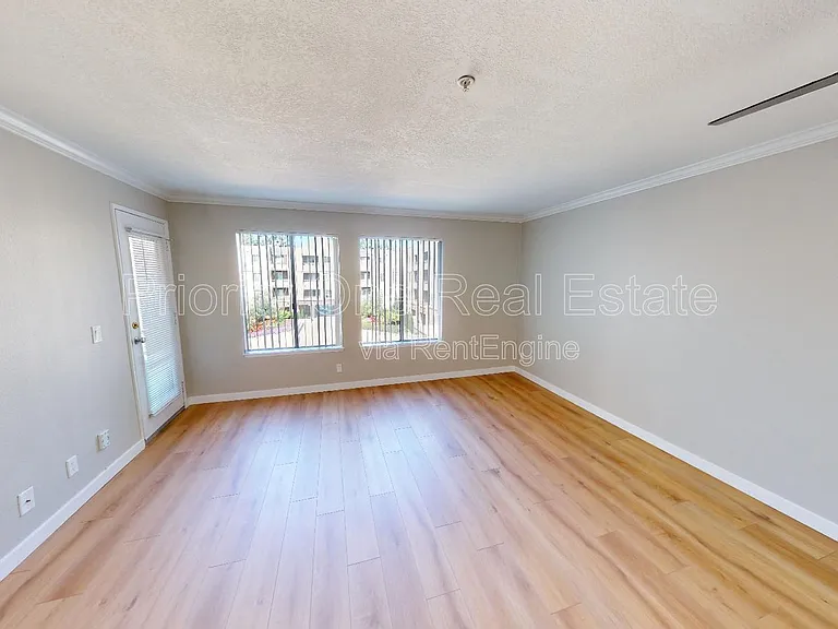 8889 Caminito Plaza Centro #7339 — Photo 15