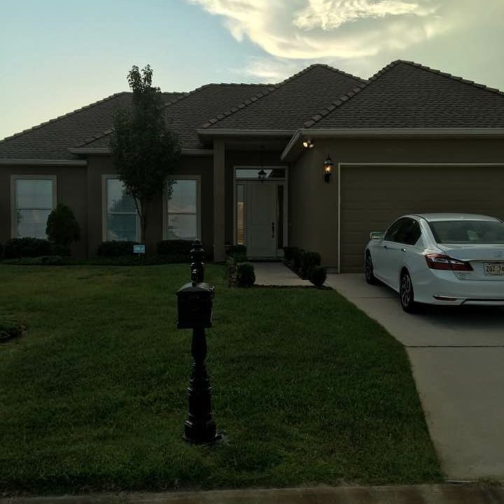 1st image of 793 Lakeshore Village Dr