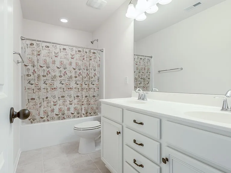 247 Begen St — Photo 18