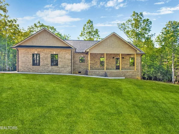 412 Swallows Xing, Grimsley, TN 38565