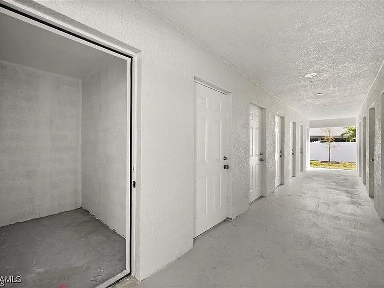3815 Chiquita Blvd S — Photo 15