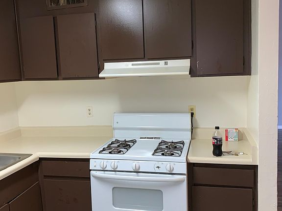2nd image of 3421 W Dunlap Ave APT 204