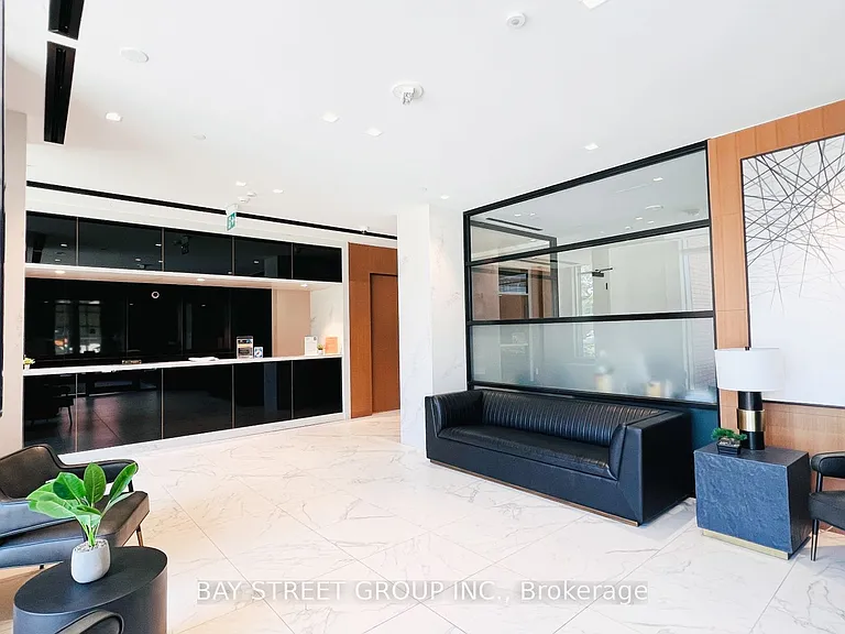 8 Tippett Rd #312 — Photo 2