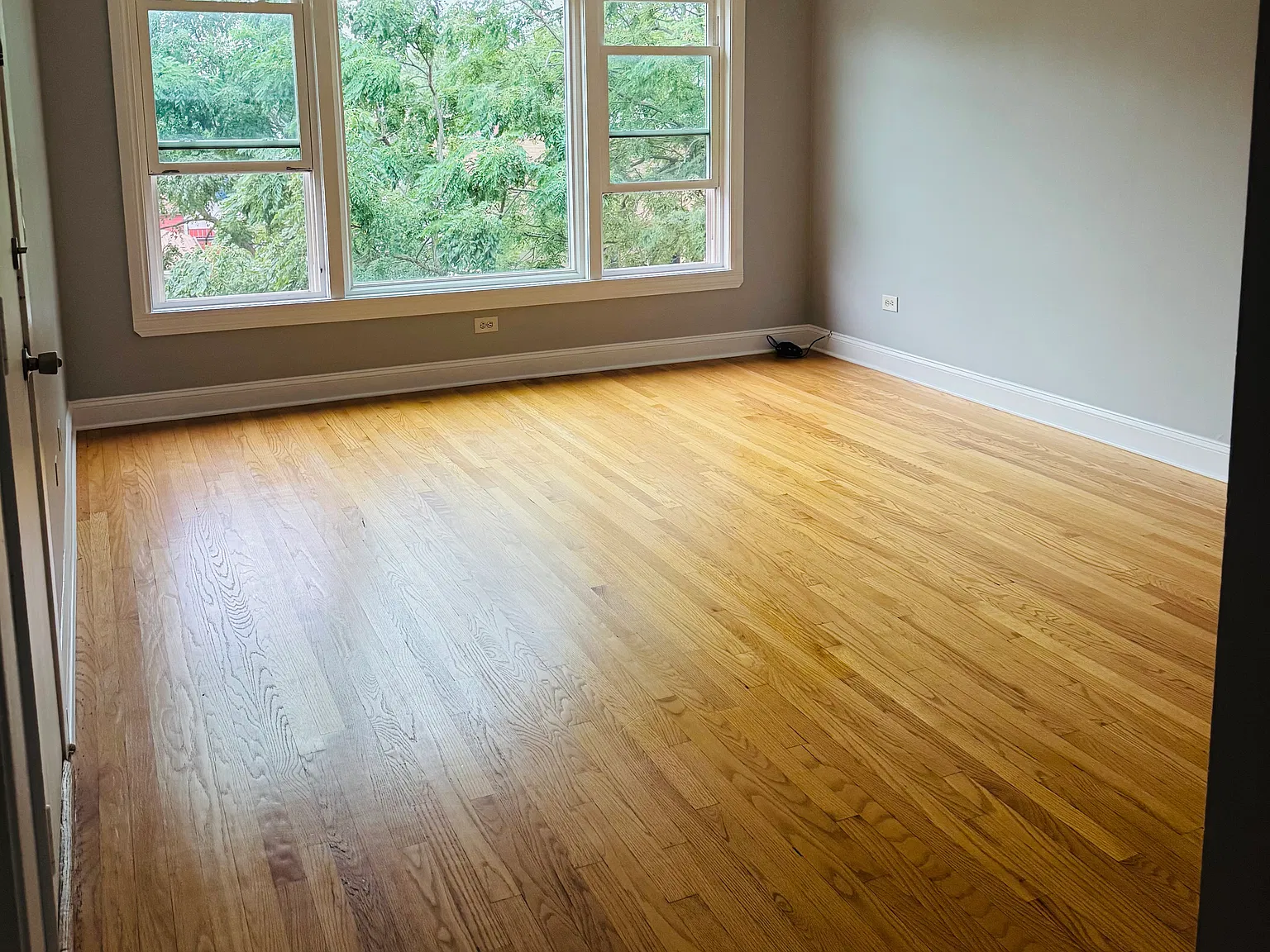 6908 W Diversey Ave — Photo 1
