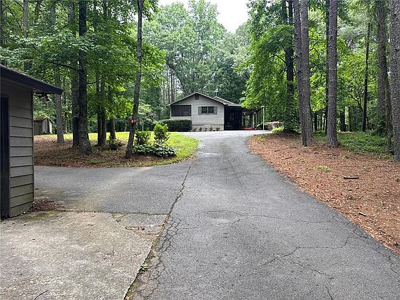 3rd image of 84A Wilderness Camp Rd SE